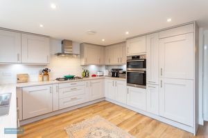 Kitchen- click for photo gallery